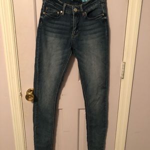Womens size 5 Indigo Rein Skinny Jeans